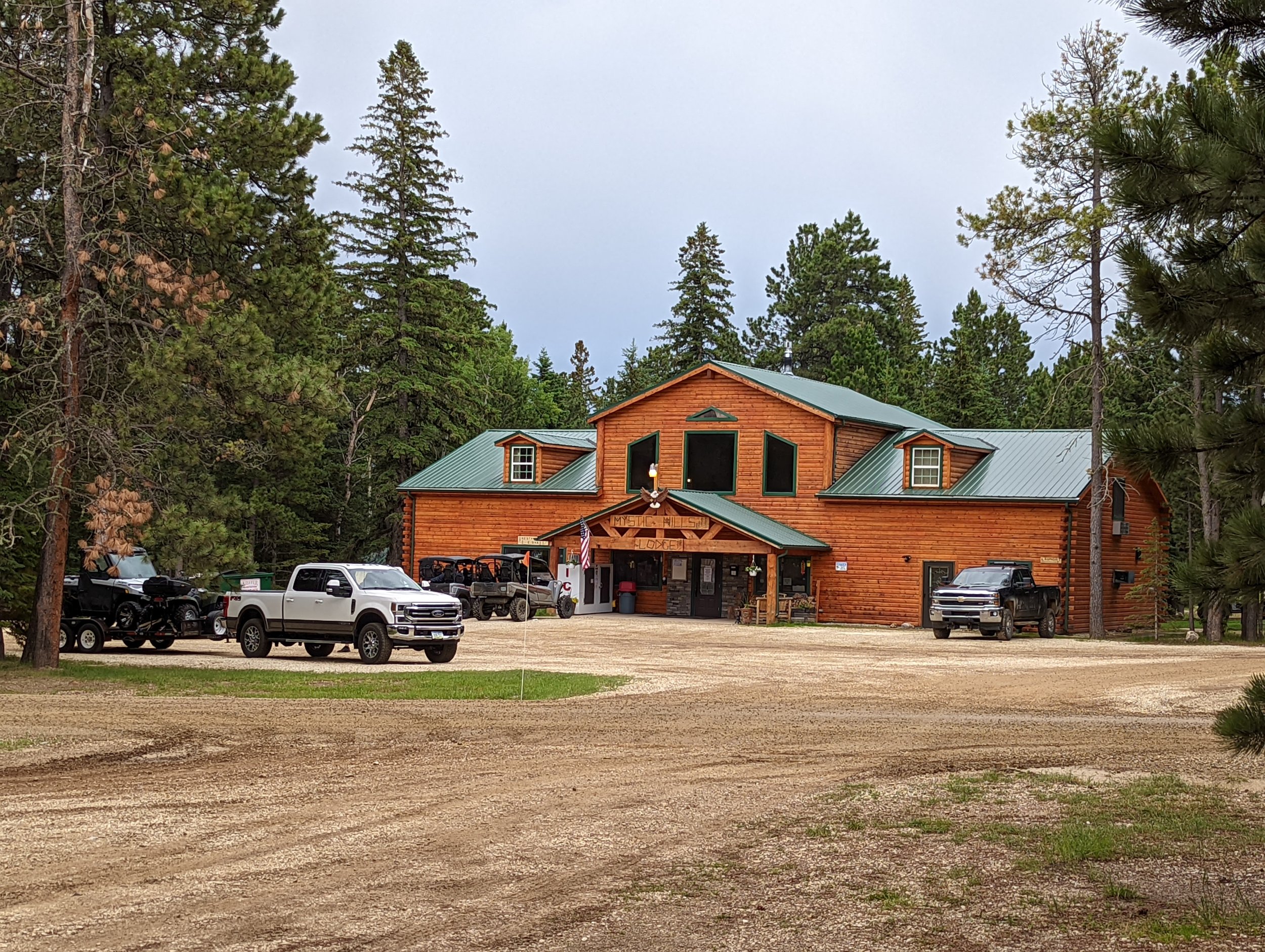  Mystic Hills Hideaway Office, Camp Store & Restaurant. 