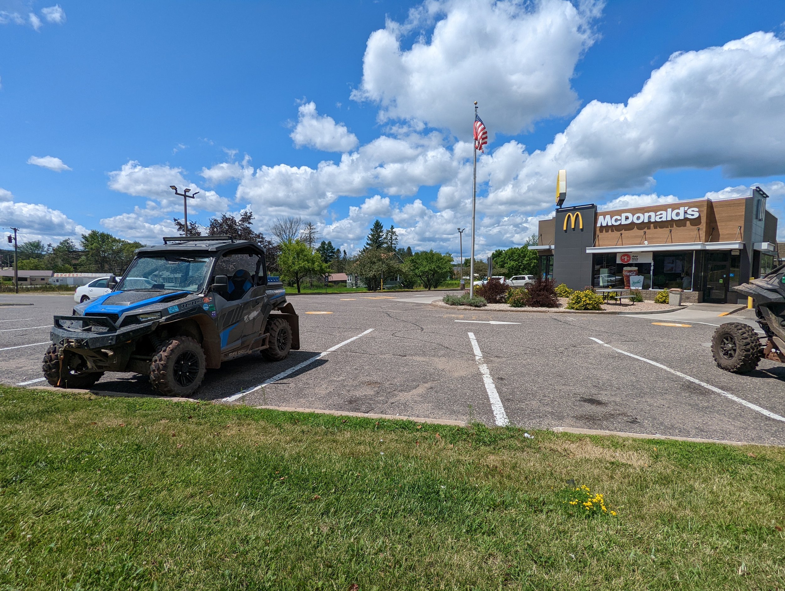  Stopped for a quick lunch, Gonna have to make some decent time back, we’re a long way out from camp. 